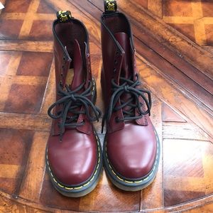 Dr. Martens Size 6
